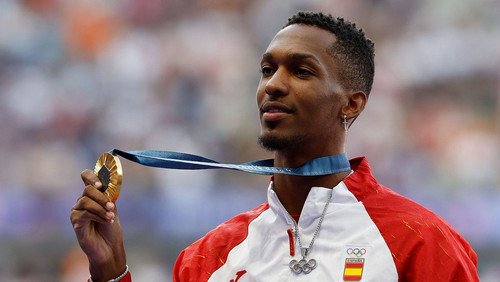 GUsQt zXAAAEX0a?format=jpg.jpg