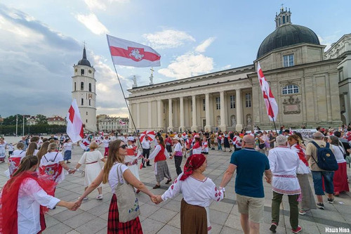 GUmUFGeWUAA0V T?format=jpg.jpg