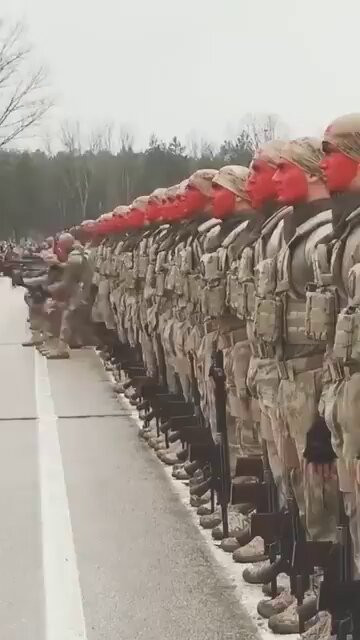 s J5jokCXfCFPcGa.jpg