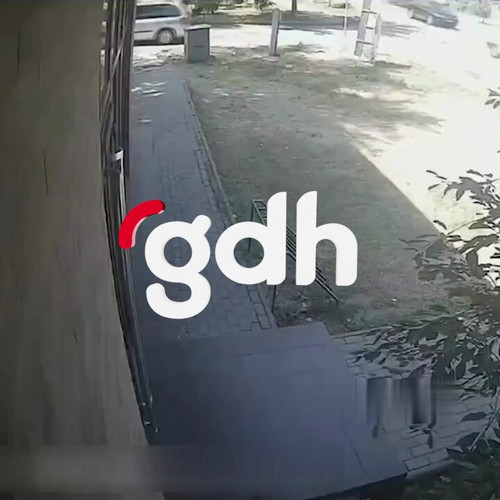 gsG4 OQSOF6TpePY.jpg