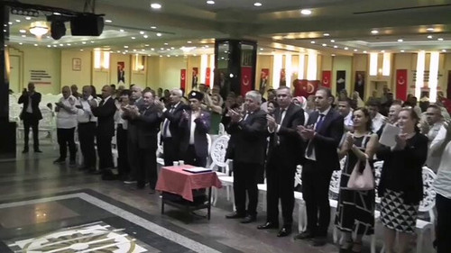 z Vut1UYsR UUC j.jpg