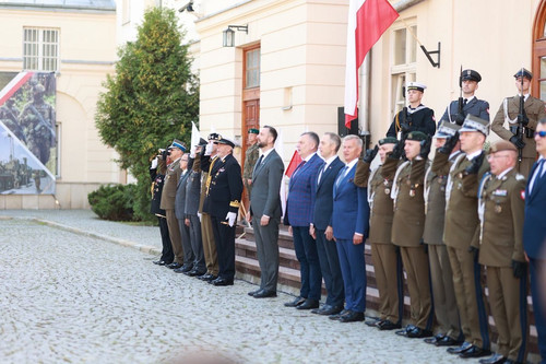 GU2eUxIWMAADe P?format=jpg.jpg