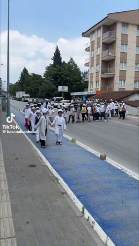 FhGd7m SzKjiesYu.jpg