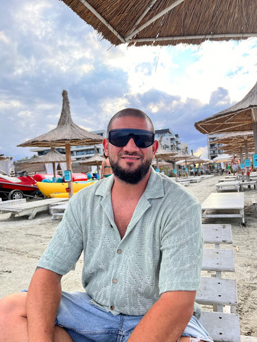 878916ed b142 4538 b024 4ca49b402c5c.jpg