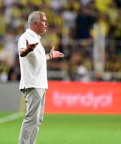 GUyrcqyXQAAWg W?format=jpg.jpg