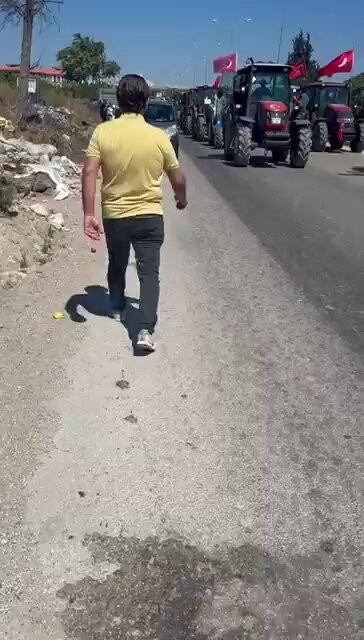 8 7lb8T2CogcrJwp.jpg