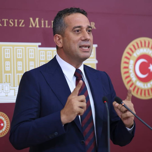 9dxfyfzy4Uic2h g.jpg