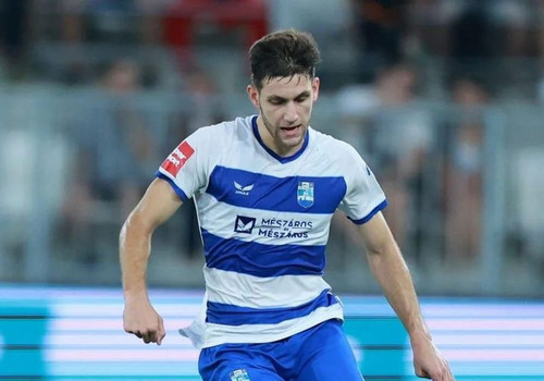 455012080 831887862394061 6118726819655116601 n.jpg?stp=dst jpg s720x720& nc cat=107&ccb=1 7& nc sid.jpg