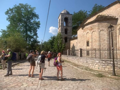 454745606 930199535787522 5084611681365654518 n.jpg? nc cat=105&ccb=1 7& nc sid=833d8c& nc ohc=s2ltW.jpg