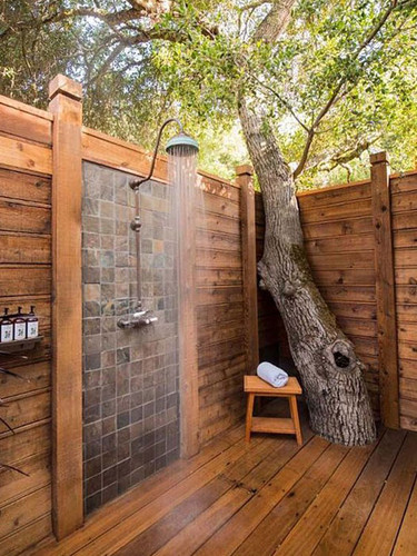 custom built outdoor showers squamish.jpg