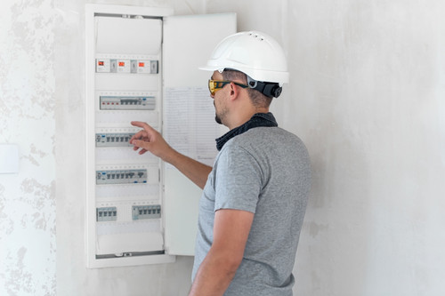 Why Should You Use the Expertise of Local Electricians?.jpg
