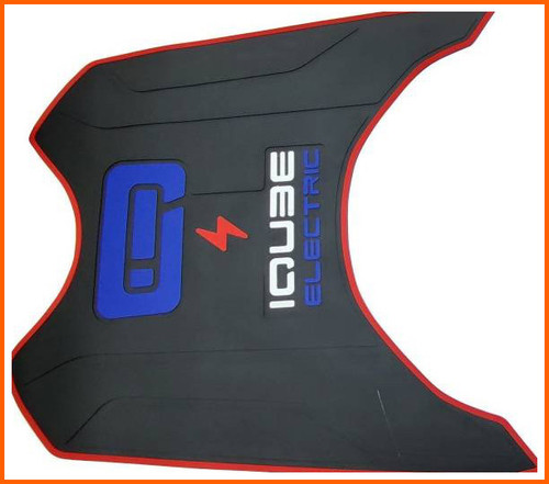 3d floor mat for iqube electric.jpg
