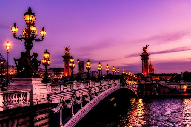 Paris at night 