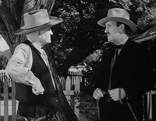 cap Along.the.Rio.Grande.1941.DVDRip.x264 Flipper 00 01 52 02.png