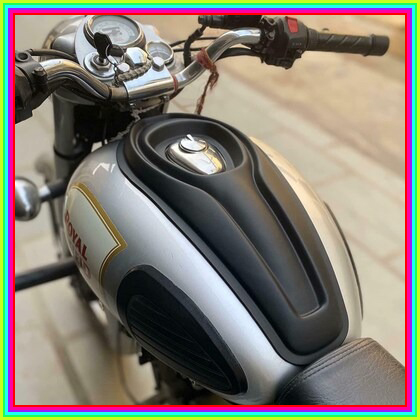 oberois traders bullet bike tank.jpg