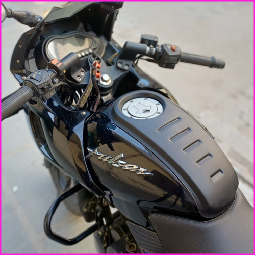 bike tank protector pad or bajaj.jpg