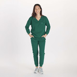 Alpine Dolman ¾ Sleeve 2 Pocket CORE Scrub Top Hunter Green 2500x2500 full body 3