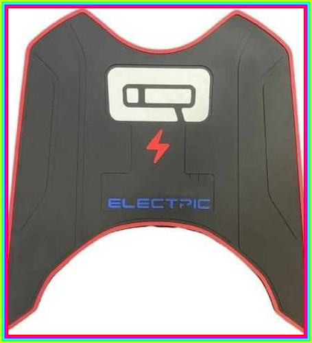 tvs i qube electric scooter foot.jpg
