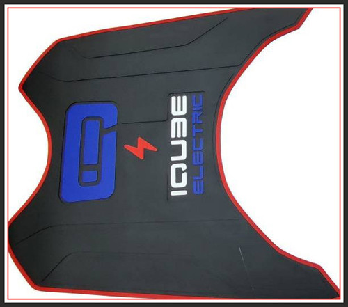 3d floor mat for iqube electric.jpg
