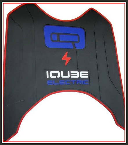 3d floor mat for iqube electric.jpg