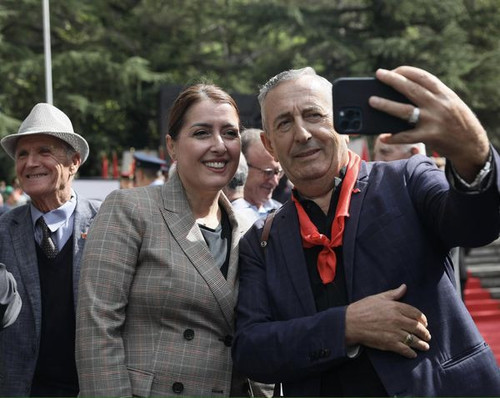 460034502 1048847706612065 118724326221865569 n.jpg?stp=cp6 dst jpg s600x600& nc cat=105&ccb=1 7& nc.jpg