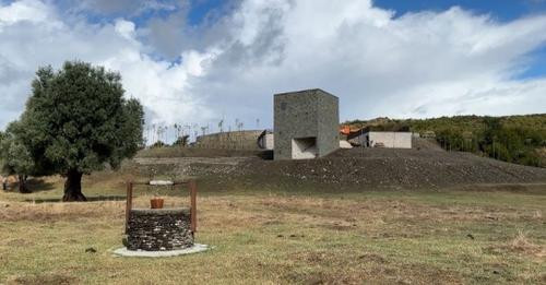 14684846370517130271?url=https%3A%2F%2Fshqiptarja.com%2Fuploads%2F539x308%2F1726419178 qendramemoria.jpg