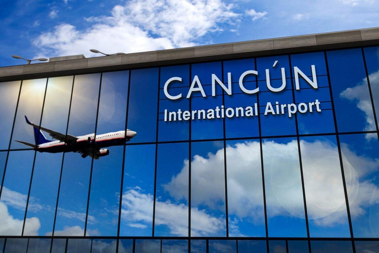 Cancún Multa Turisti per Dispositivi Elettronici: Cosa Succede