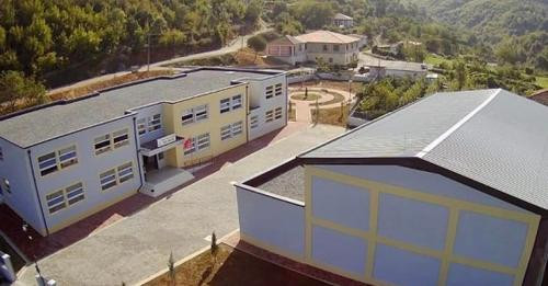 8883080736345062731?url=https%3A%2F%2Fshqiptarja.com%2Fuploads%2F539x308%2F1726467275 shkollamuhedin.jpg