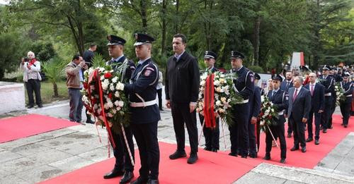 13025073045604716165?url=https%3A%2F%2Fshqiptarja.com%2Fuploads%2F780x440%2F1726492352 erionveliaj.J.jpg