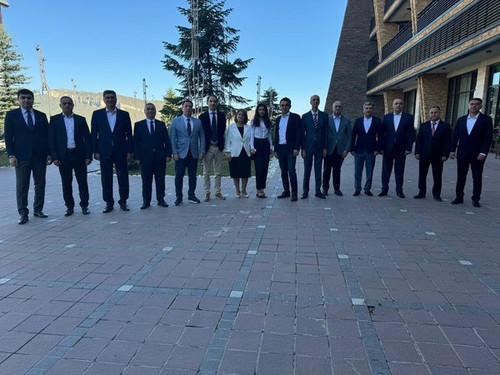 460000485 841911471382142 167012767638980900 n.jpg?stp=dst jpg s600x600& nc cat=108&ccb=1 7& nc sid=.jpg