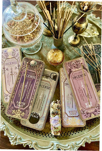 579205202095506990 +1.jpg