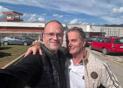 459742363 852290950422226 1051141662180519267 n.jpg?stp=dst jpg s720x720& nc cat=109&ccb=1 7& nc sid.jpg