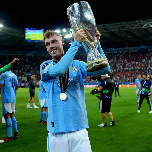 F4yCny9XsAAA vc?format=jpg.jpg