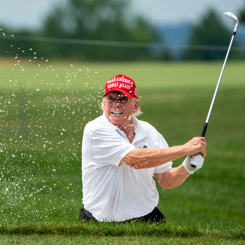28golf liv trump1 superJumbo.jpg