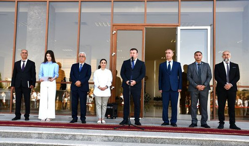 459676627 984362700156016 4125218420327875348 n.jpg?stp=dst jpg p235x350& nc cat=106&ccb=1 7& nc sid.jpg