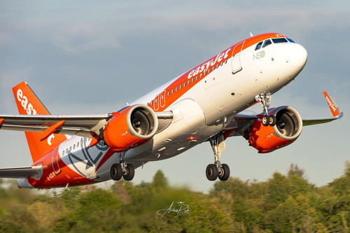 GXsn1RcWYAE 25?format=jpg.jpg