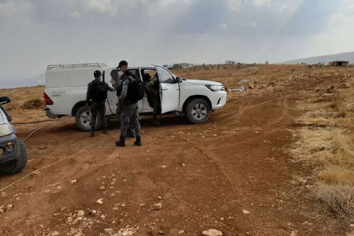 5979675274943508343 120.jpg