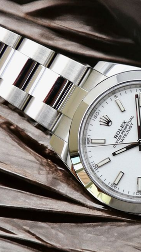 slide 2 rolex datejust.png