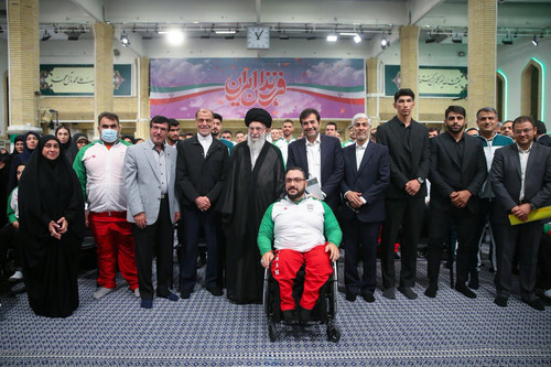 GXtQTL W8AAAF4O?format=jpg.jpg