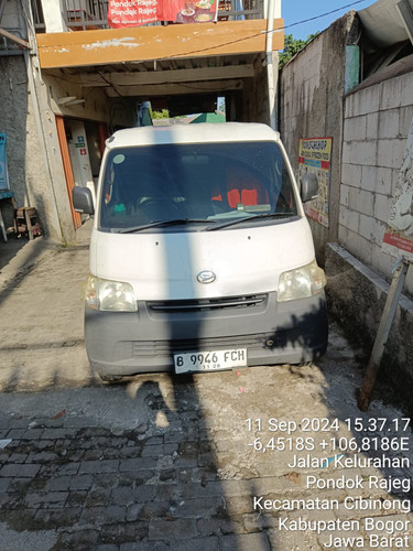 B9946FCH.jpg
