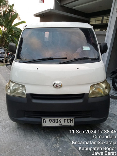 B9804FCH.jpg