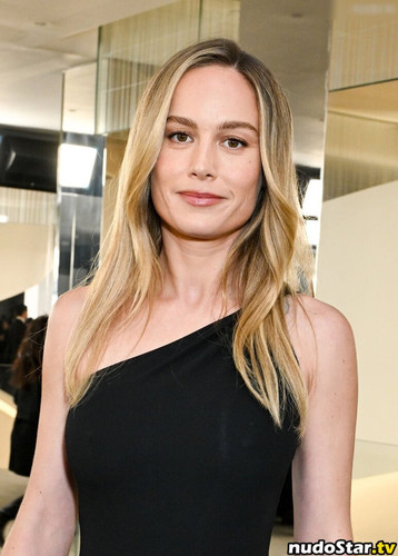 brie larson 1223.jpg