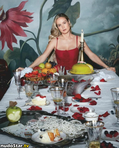 brie larson 1117.jpg