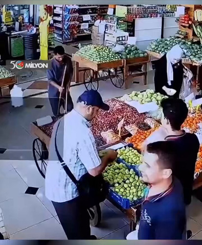 NuuYwn 6UJKkyCEh.jpg
