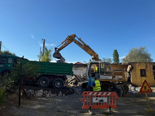 460349123 1055255489935899 7817107664644834567 n.jpg?stp=dst jpg s720x720& nc cat=100&ccb=1 7& nc si.jpg