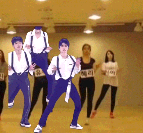 440647B0 02F1 47ED B599 1FC23A408E55.gif