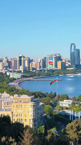 zzEZ5okR5sAPy Bb.jpg