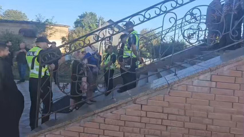 B55IHUQMohFS p5N.jpg