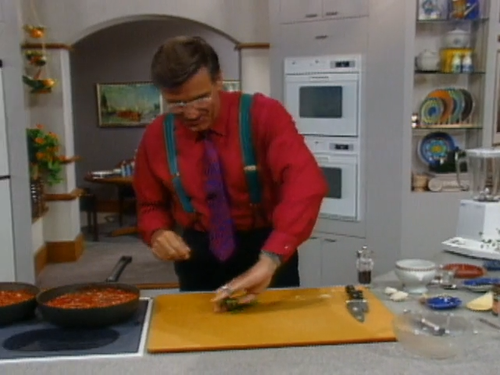 cap Graham.Kerrs.Kitchen.S01E01.The.Maillard.Reaction.AMZN.WEB DL.DDP2.0.H.264 SLAG 00 10 21 05.png
