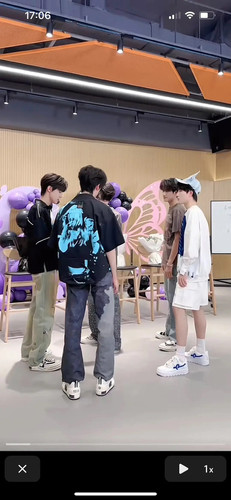 02AEB7C8 1FFE 4C92 8309 74BBFA093007.jpg